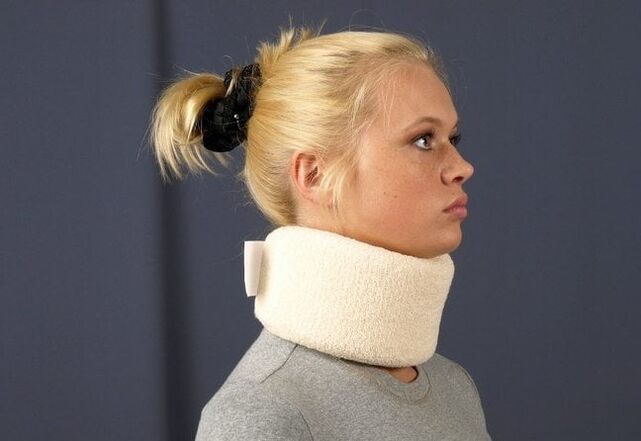 For the treatment of cervical osteochondrosis, women should wear a Shants collar